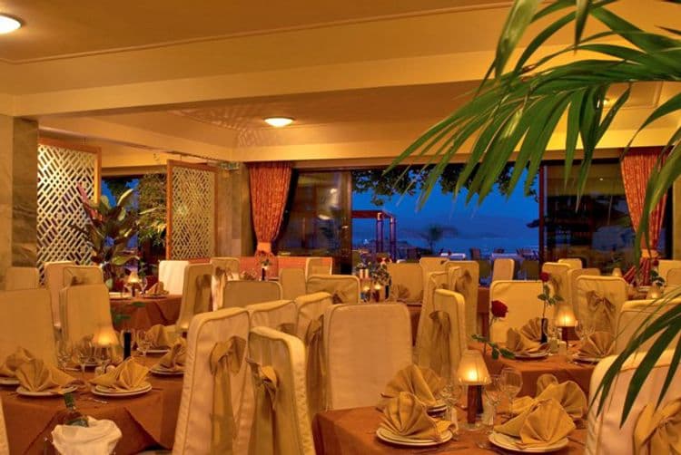 John & George Hotel