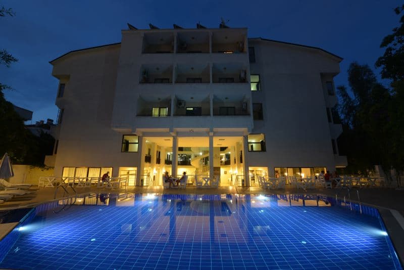 Kaftans City Hotel By Rrh&r