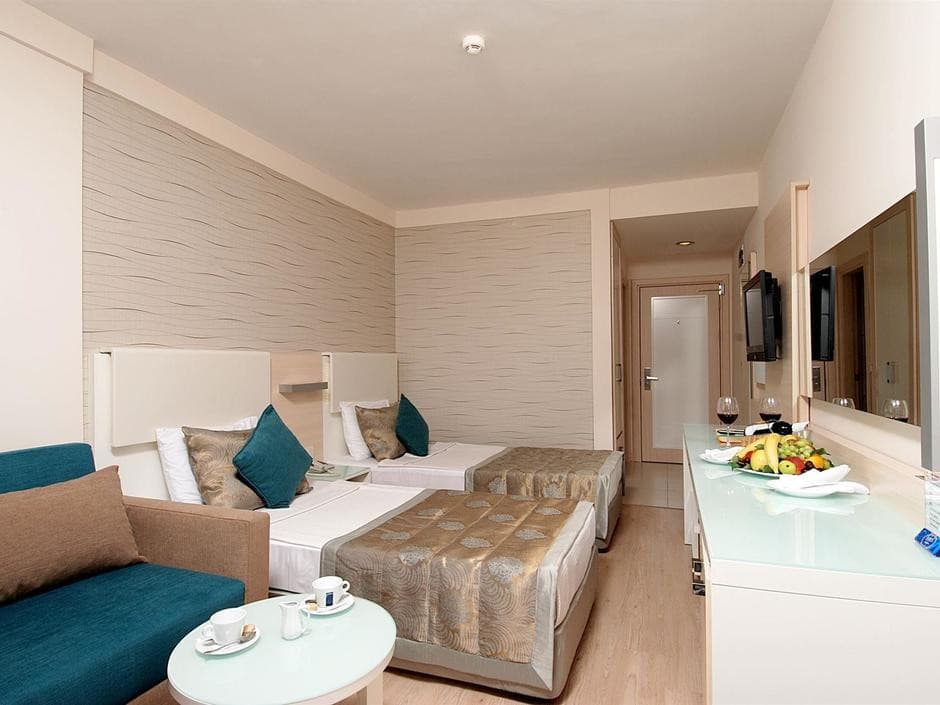 Grand Okan Hotel