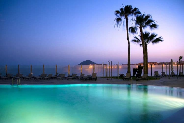 Kn Arenas del Mar Hotel Beach & Spa