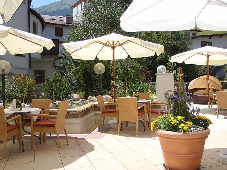 Stefan Hotel