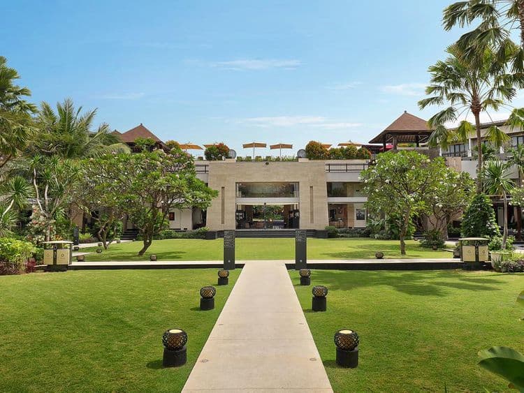 Pullman Bali Legian Beach Hotel