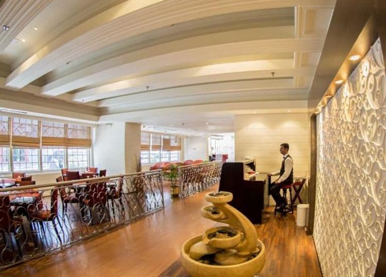 Imperial Suites Hotel