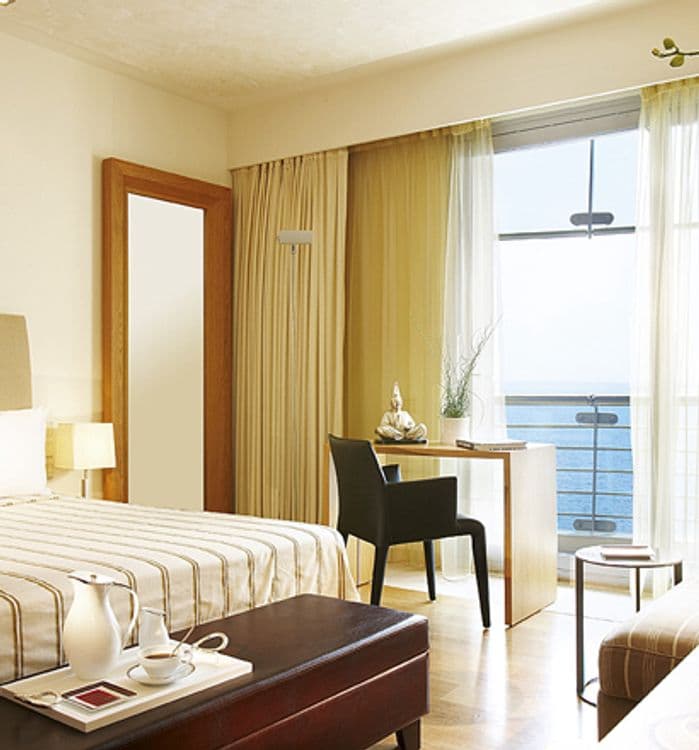 Daios Luxury Living