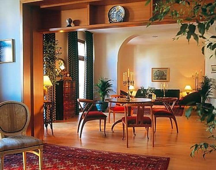 Le Palace Art Hotel