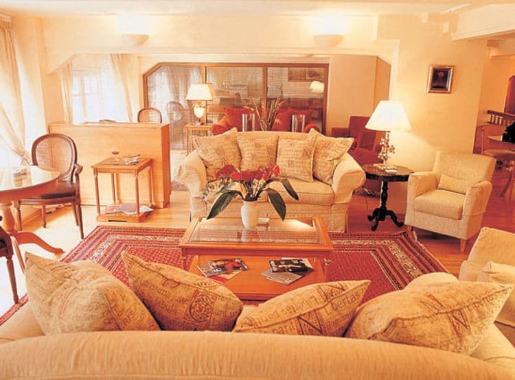 Minerva Premier Hotel
