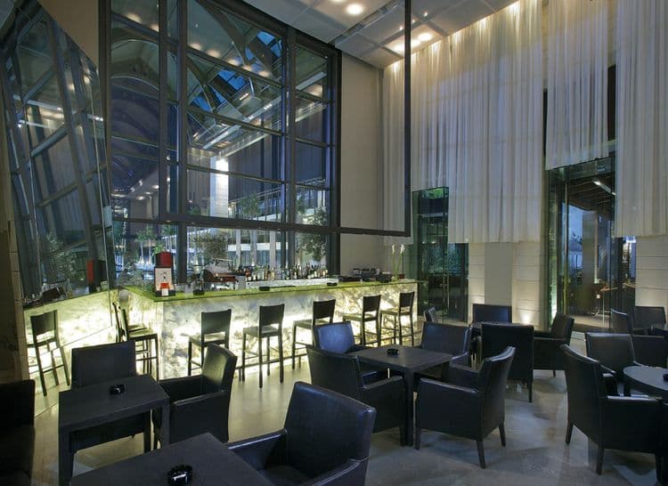 Nikopolis Hotel