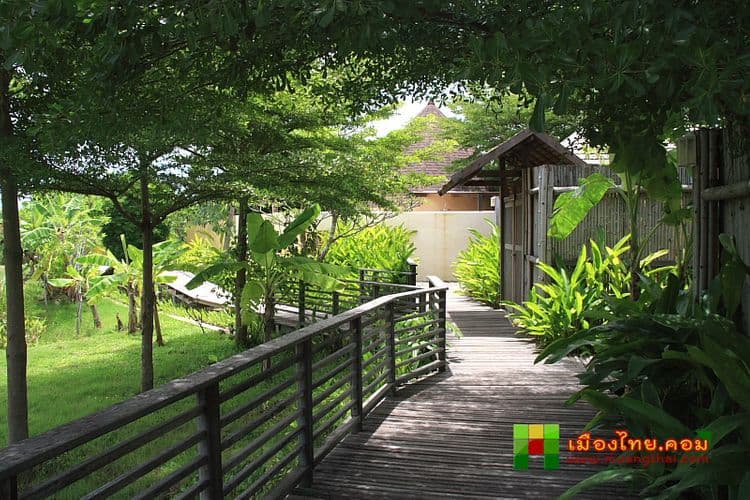 Pattaya Eco Chic Resort chic+ chiLL @ eravana