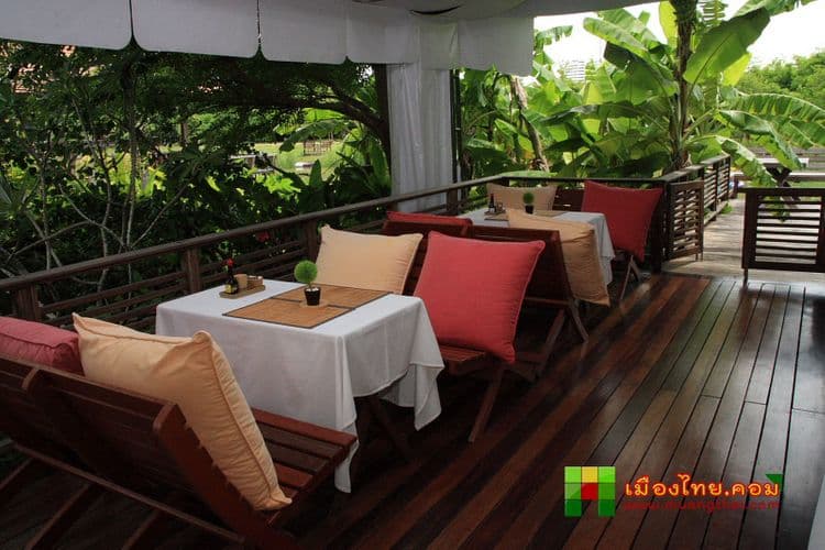 Pattaya Eco Chic Resort chic+ chiLL @ eravana