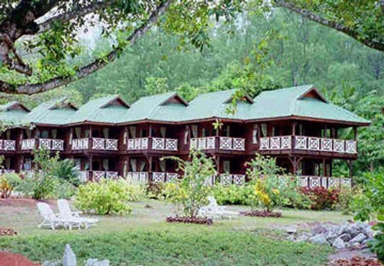 Acajou Beach Resort