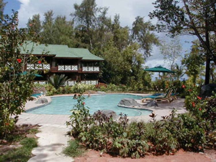 Acajou Beach Resort