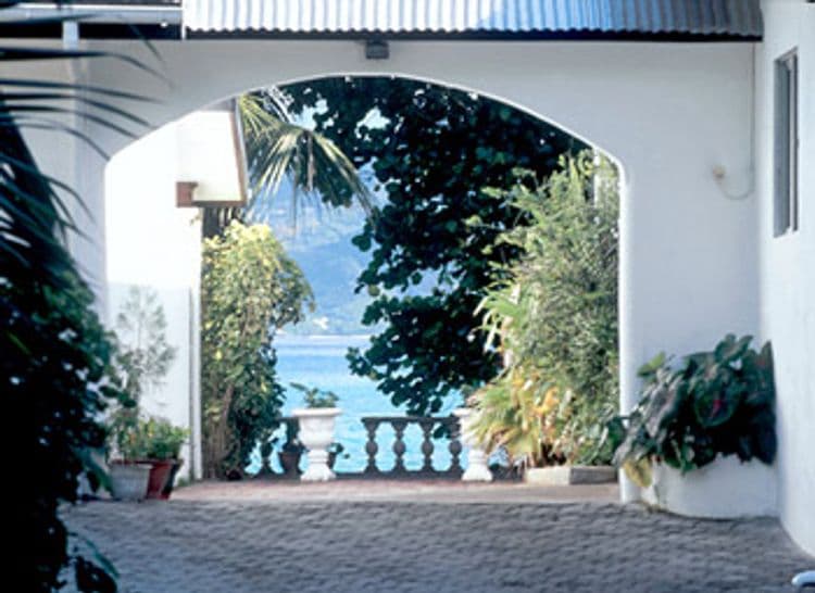 Anse Soleil Beachcomber