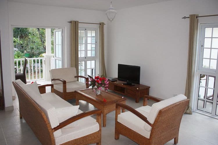 Bord Mer Villa