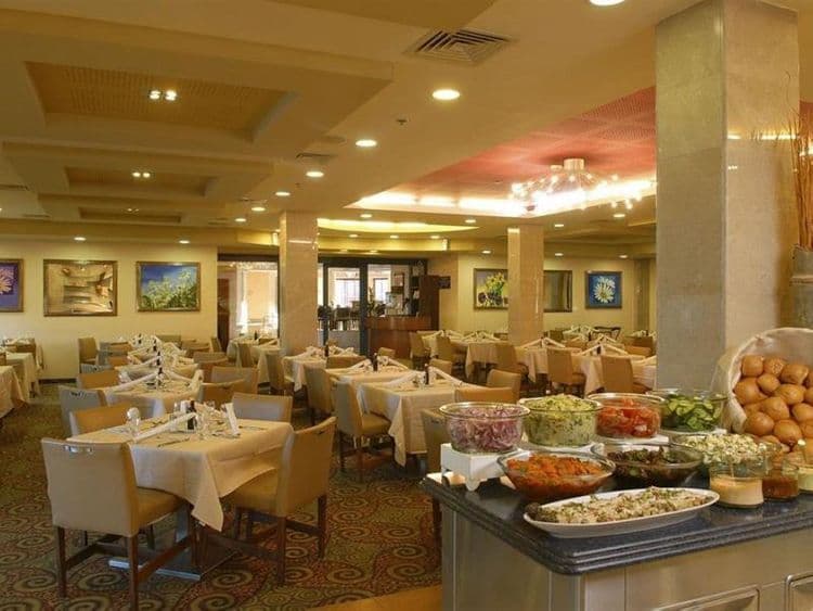Central Park Hotel