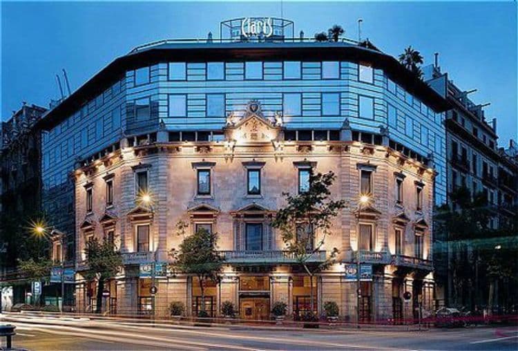 Claris Hotel