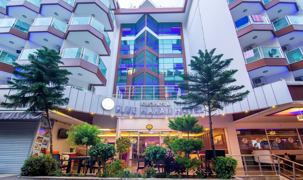 Kleopatra Blue Hawaii Hotel
