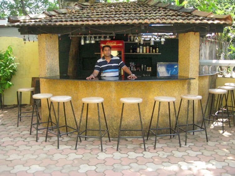 Riverside Hotel
