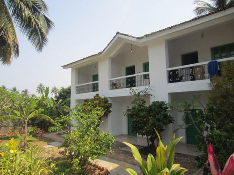 Riverside Hotel
