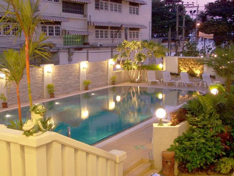 Swan Beach Resort