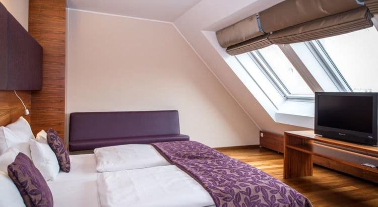Pakat Suites Hotel