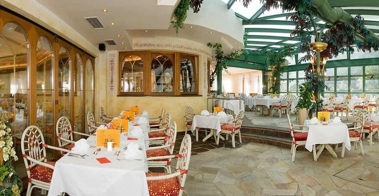 Garni Strass Hotel