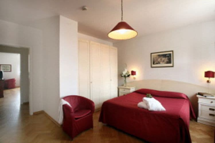 Suite Home Prague Hotel