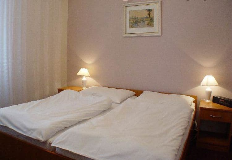 Royal Hotel
