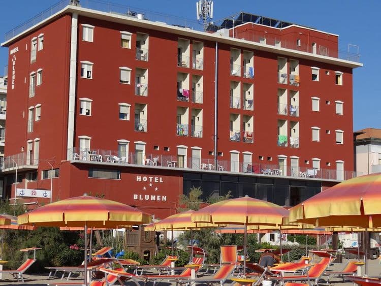Blumen Hotel