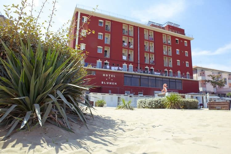 Blumen Hotel