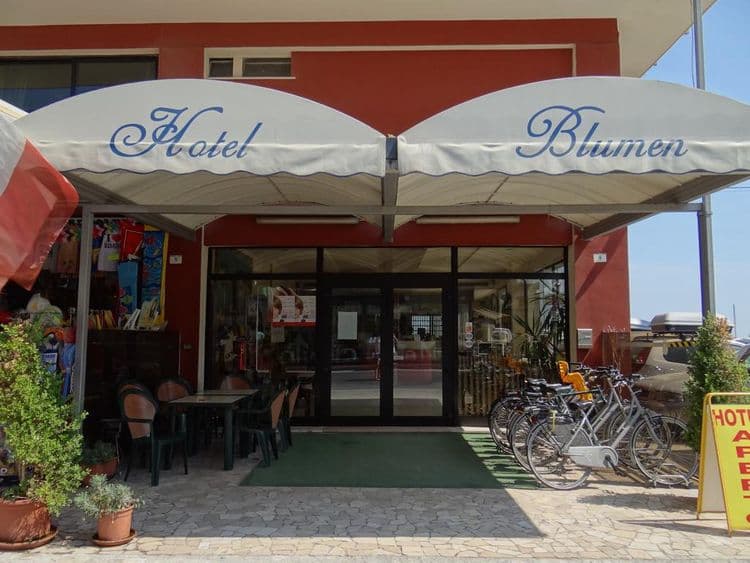 Blumen Hotel
