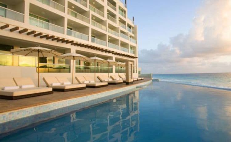 Sun Palace