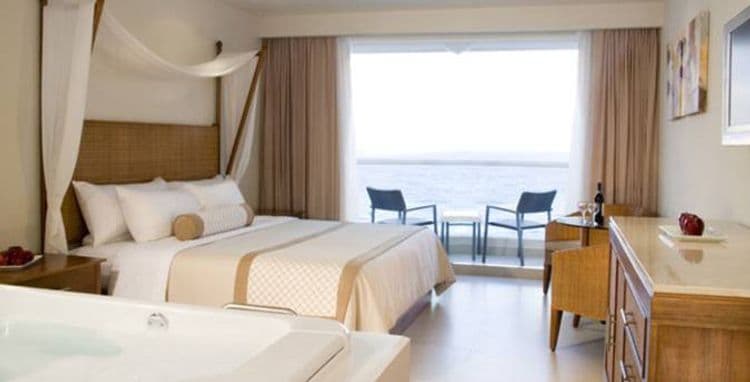 Sun Palace