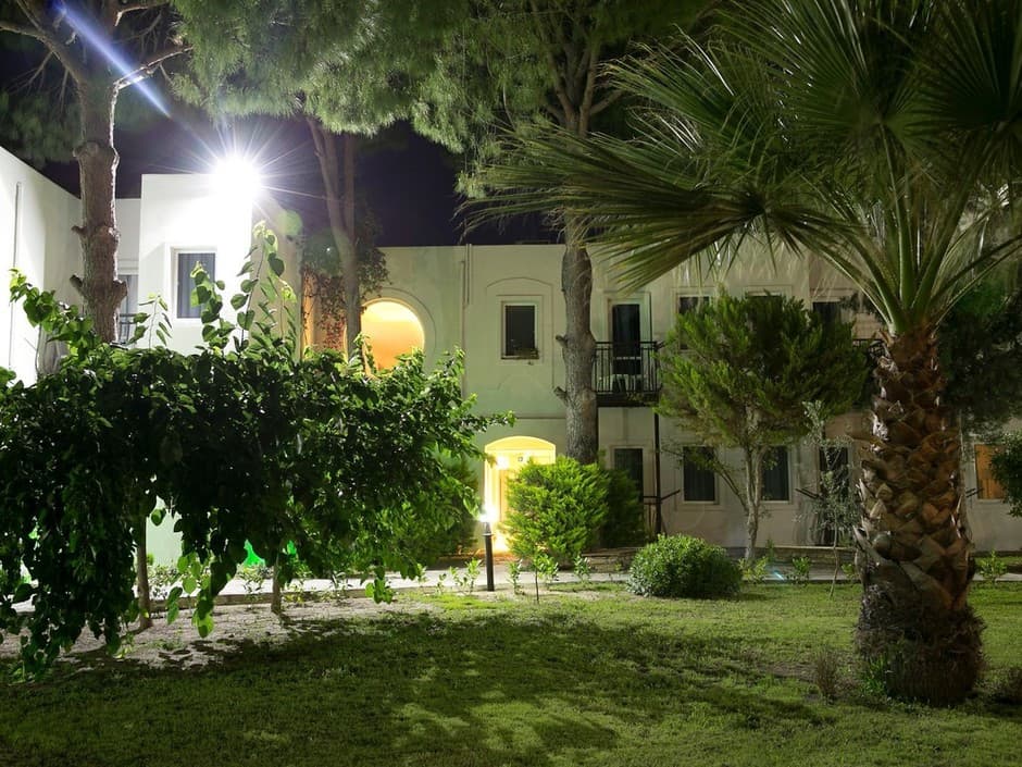 Sea Side Beach Club