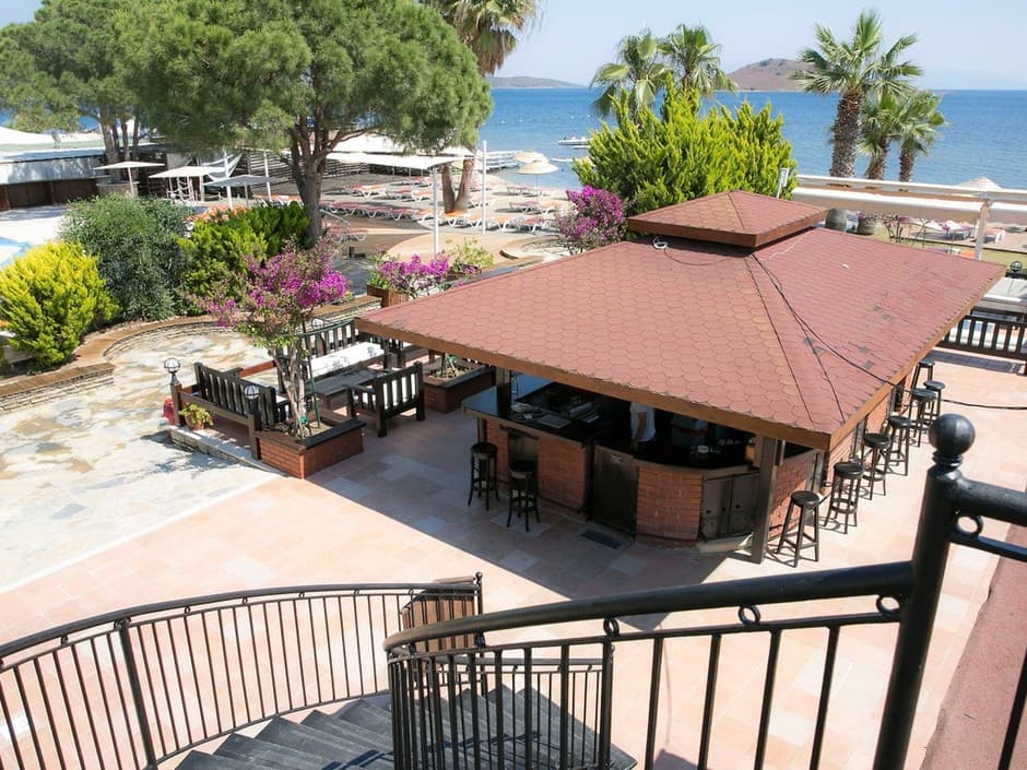 Sea Side Beach Club