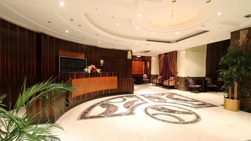 Golden 5 Topaz Suites Hotel