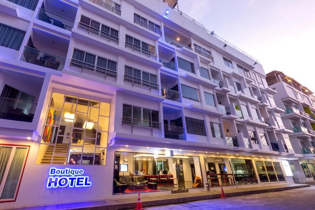 Grand Sunset Hotel