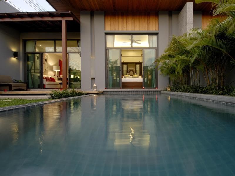 Two Villas Holiday Phuket: Onyx Style Nai Harn Beach