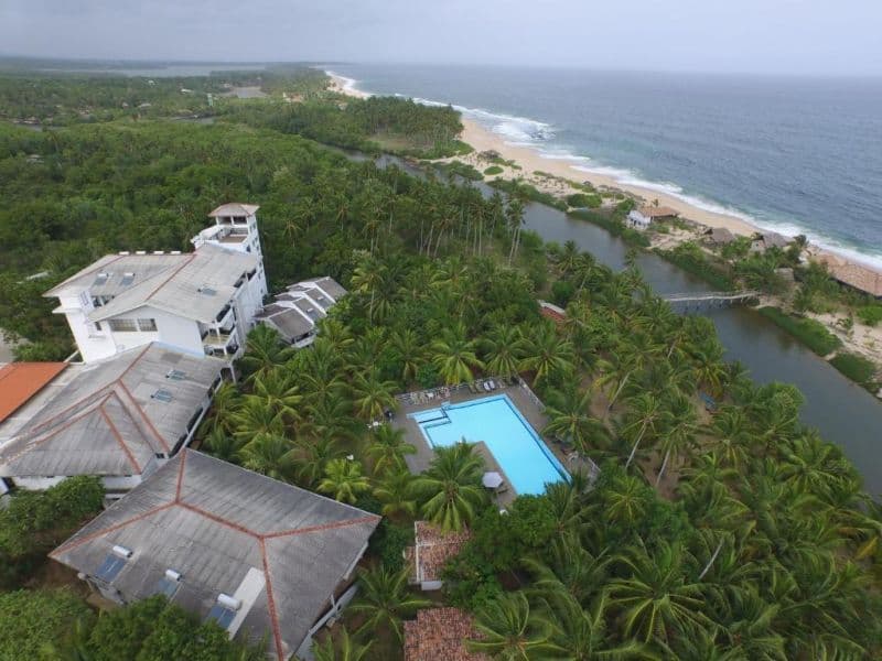 Lagoon Paradise Beach Resort