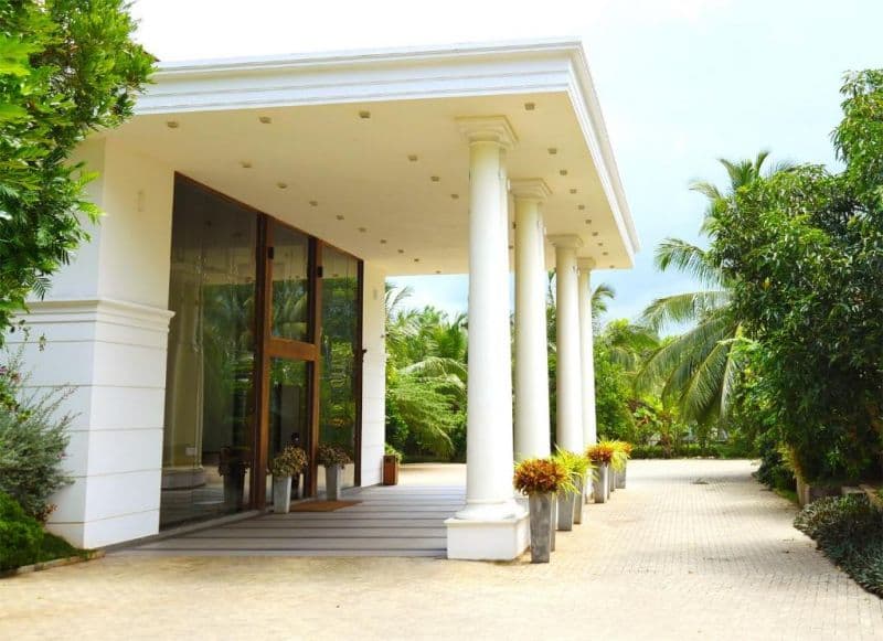Lagoon Paradise Beach Resort