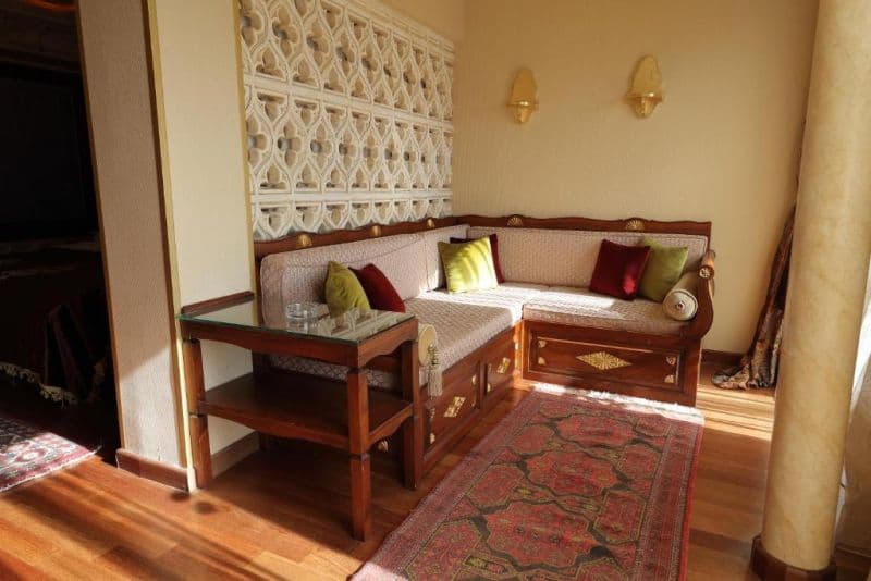 DELUXE GOLDEN HORN HOTEL