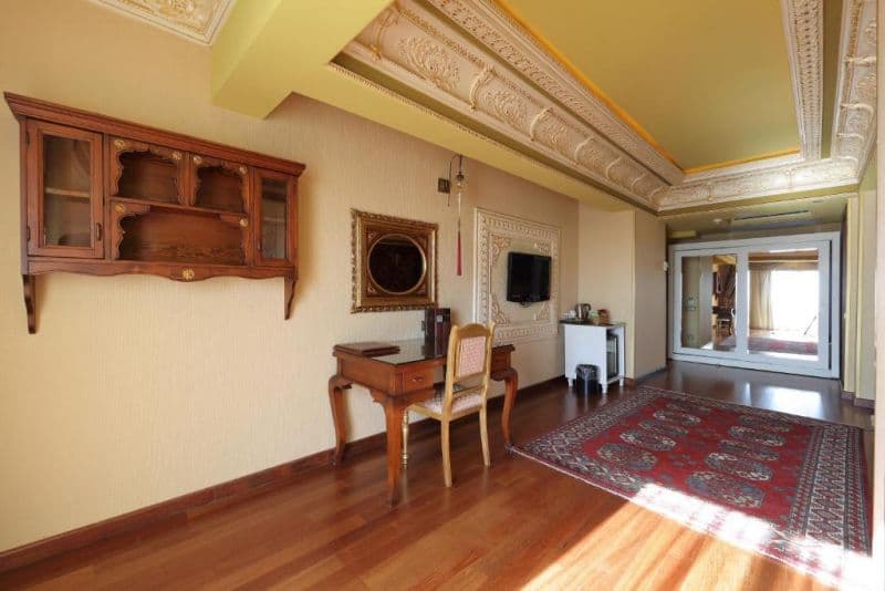 DELUXE GOLDEN HORN HOTEL
