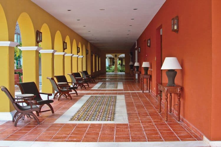 Valentin Imperial Maya