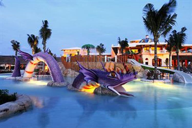 Barcelo Maya Palace Deluxe