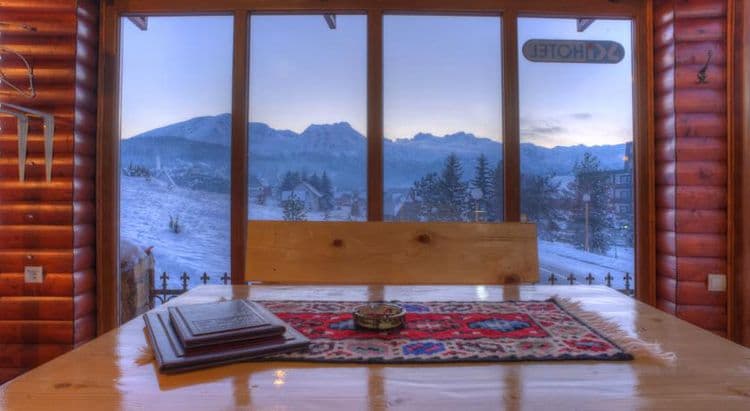 Ski Hotel