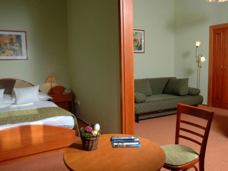 Baross City Hotel
