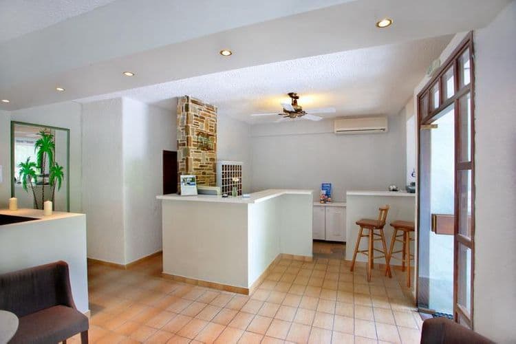 Golden Beach Hotel