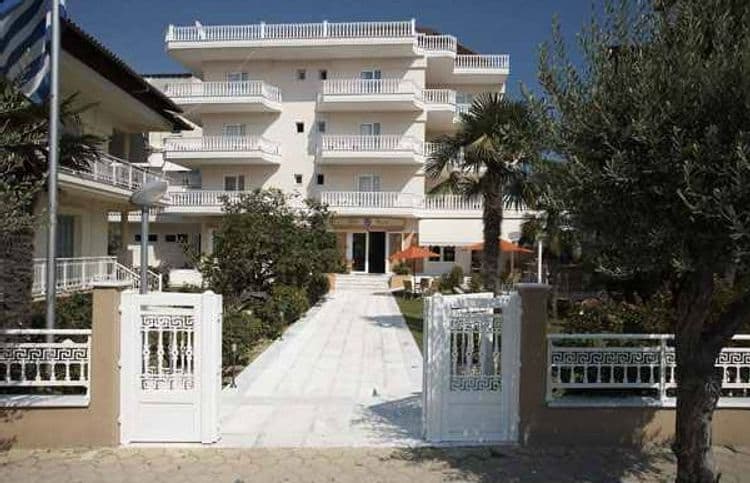 Ioni Hotel