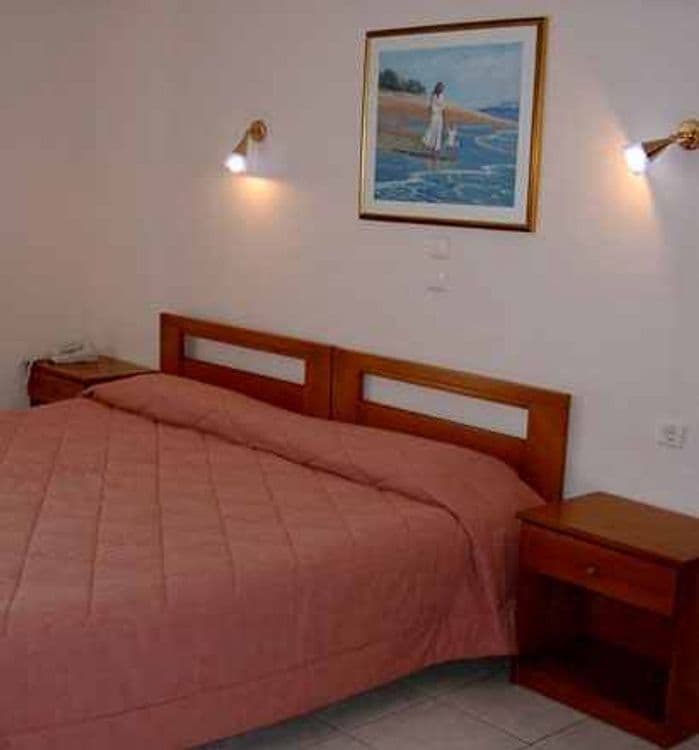 Ioni Hotel