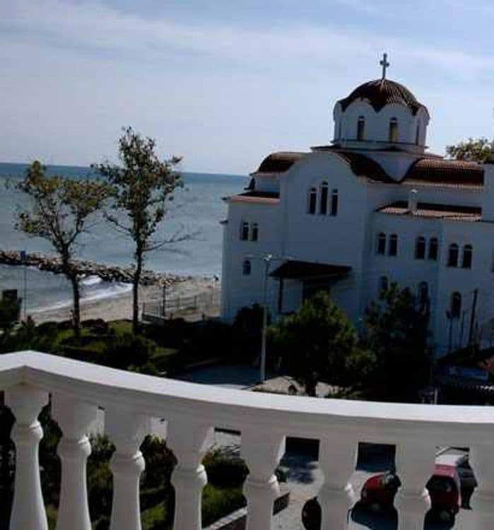 Ioni Hotel
