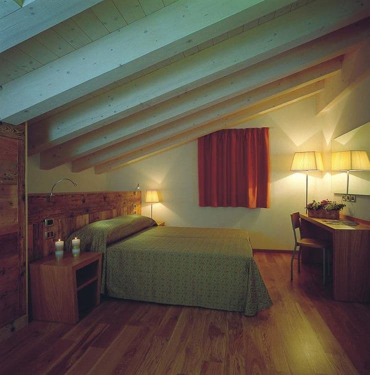 Ideal Hotel